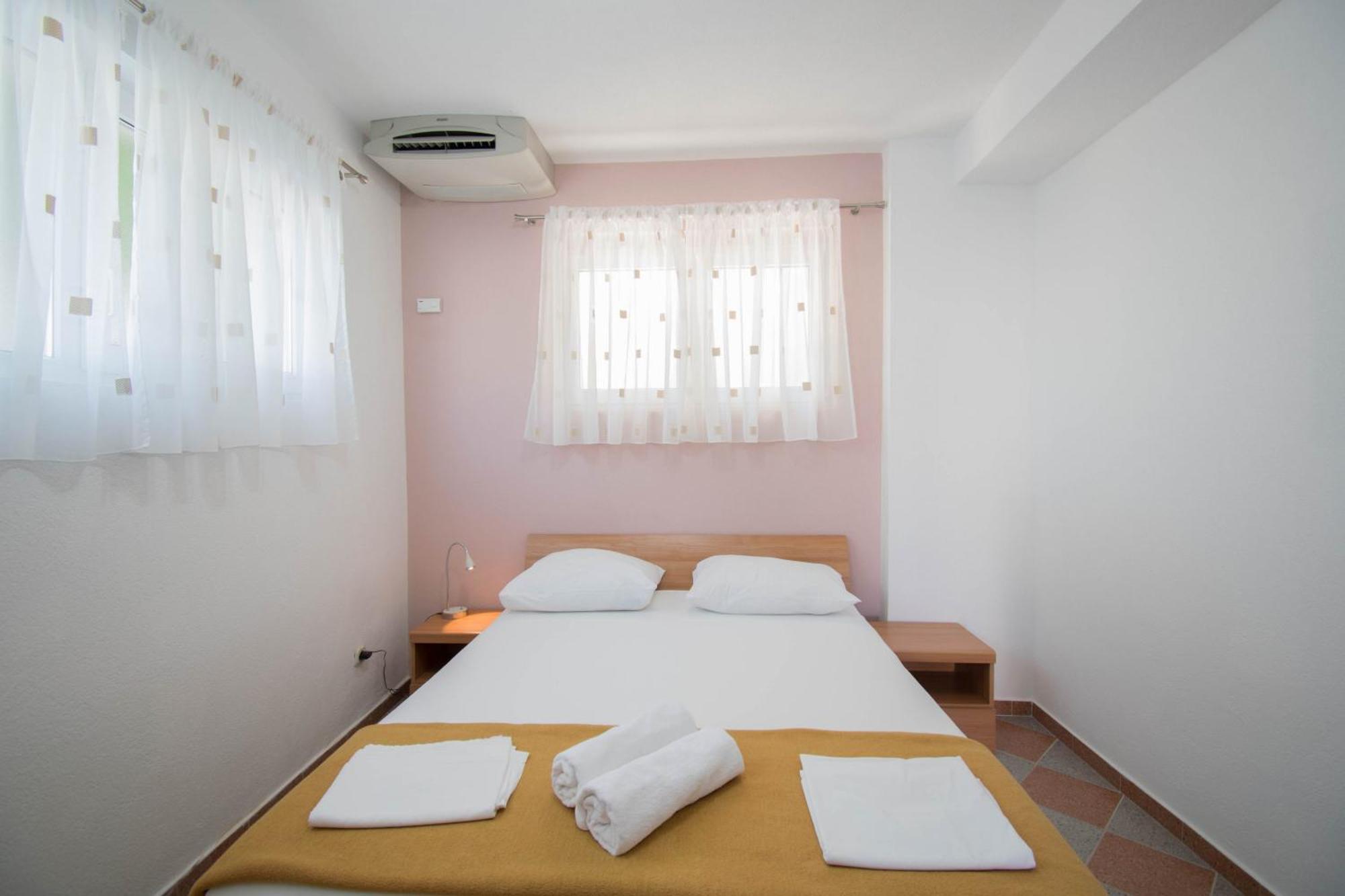Villa Kameni Dvori Baška Voda Szoba fotó