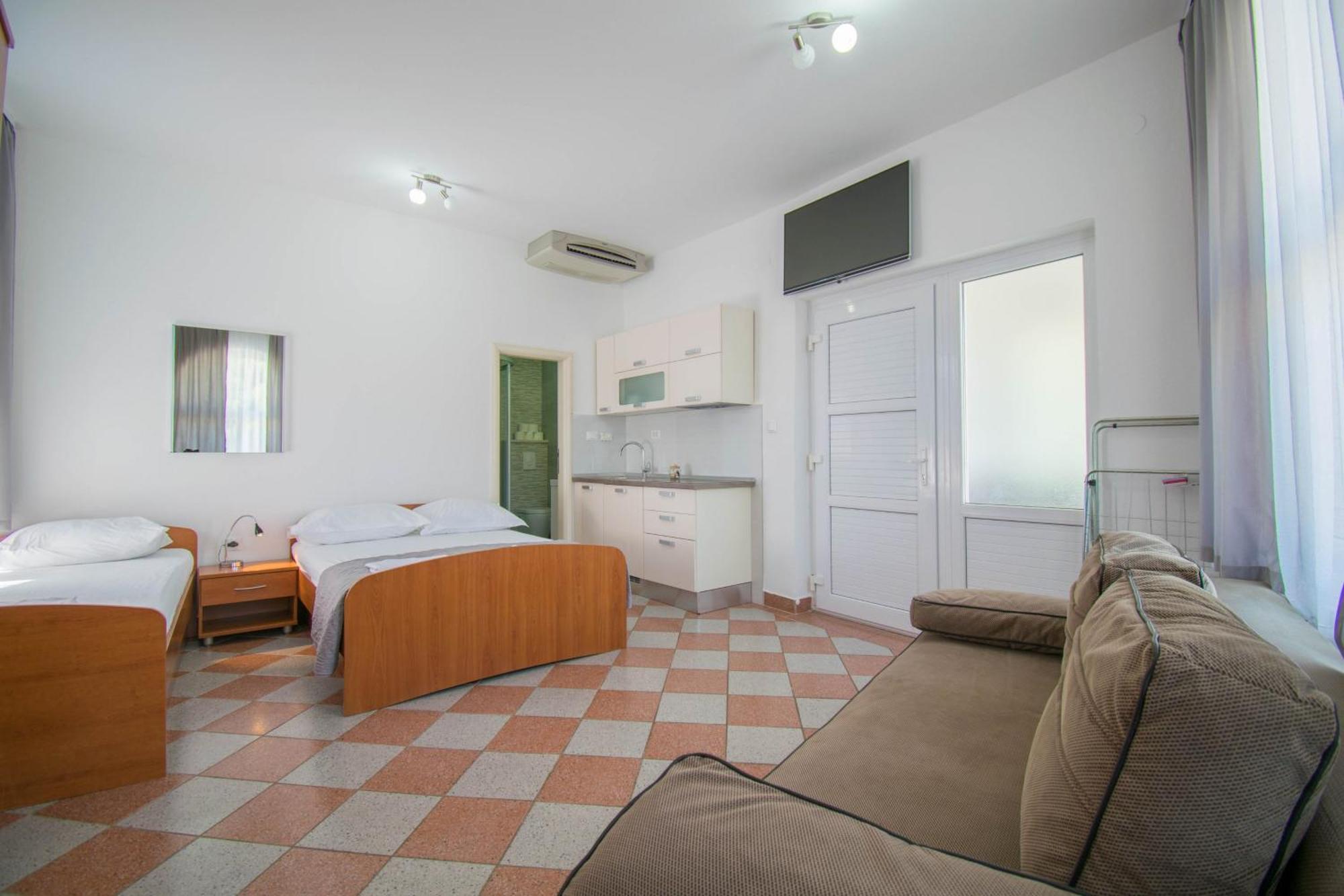 Villa Kameni Dvori Baška Voda Szoba fotó